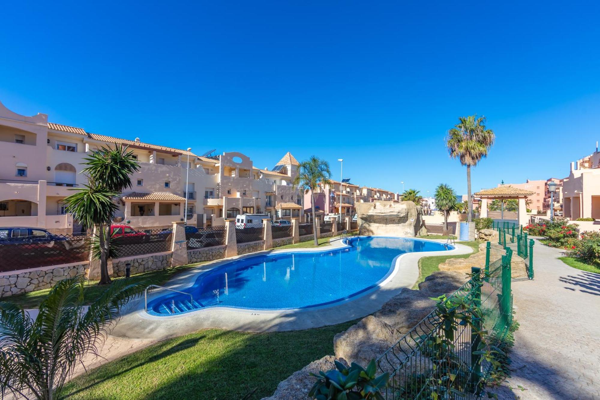 Surf Apartment - Wifi - Parking - Swimming Pool - Patio - Garden Тарифа Экстерьер фото